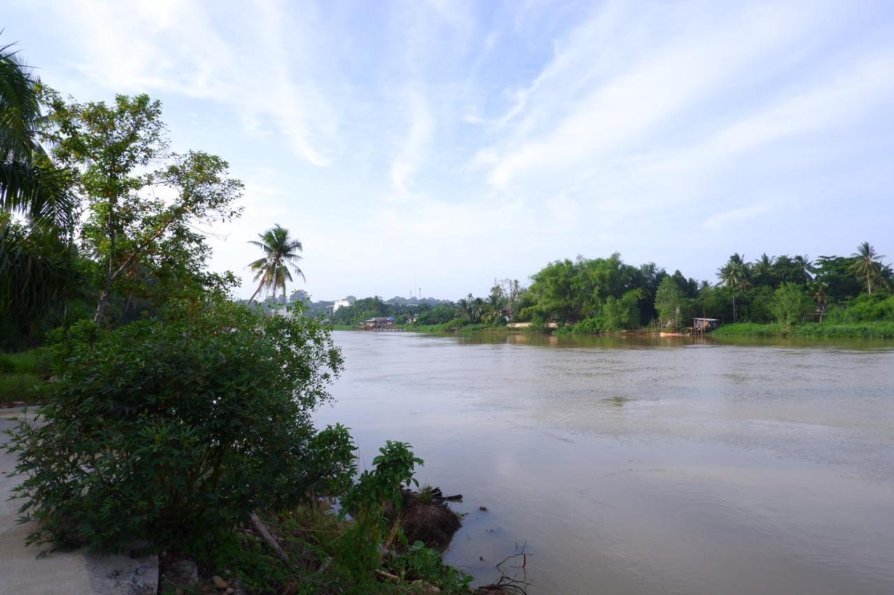 Baantia Chomtawan Bed & Breakfast Surat Thani Dış mekan fotoğraf